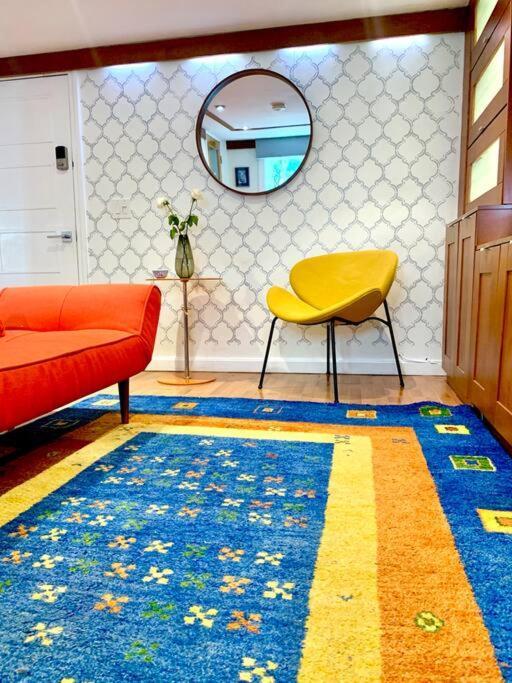 Live In This Iconic East Side Lower Level Unit بروفيدنس، رود آيلاند المظهر الخارجي الصورة